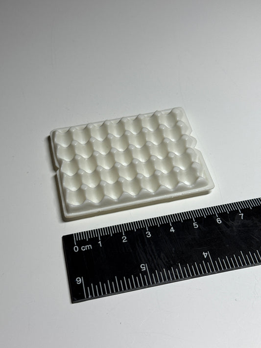 Ablage für Eier / großer Eierkarton (Kunststoff)