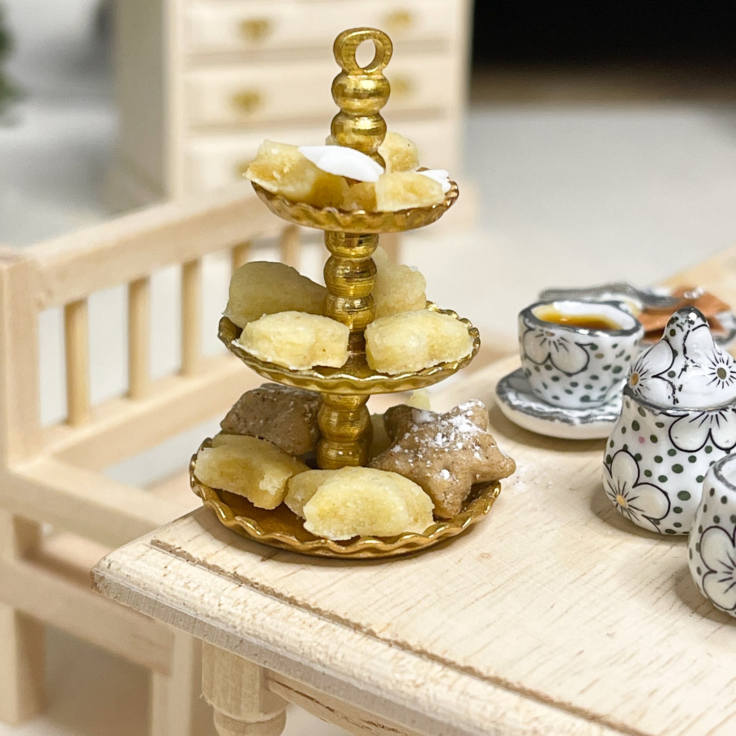 Etagere gold | weiß | silber
